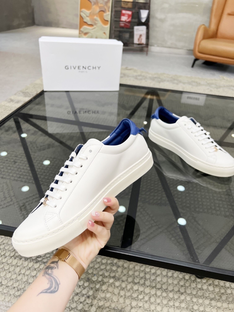 Givenchy Sneakers